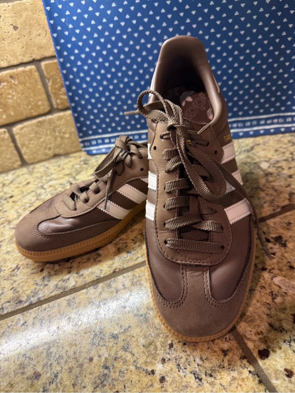 adidas Samba Brown & white Leather Trainers - Picture 4 of 6